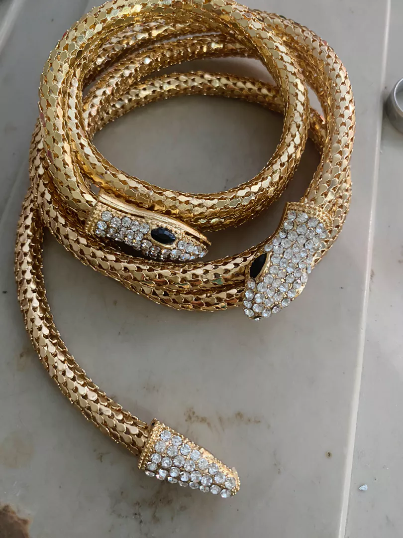 Luxury Gold Snake Necklace and Bracelet Set with Rhinestone Detailing - Image 3